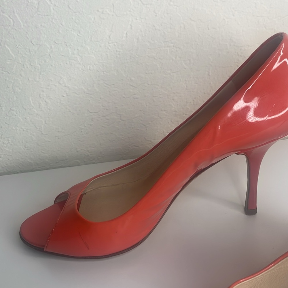 Preloved Authentic Prada peep toe patent leather heels orange/coral size 38 - Picture 4 of 9